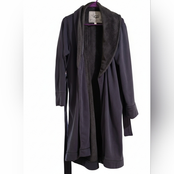 UGG Robe - Picture 2 of 3